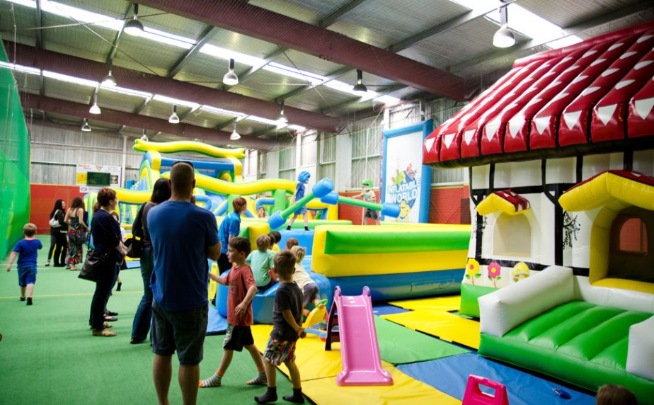 Inflatable World Bundoora Party Lane