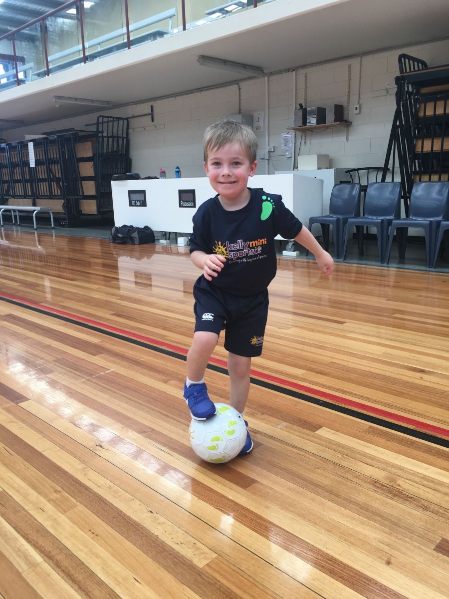 Kelly Mini Sports Party Lane